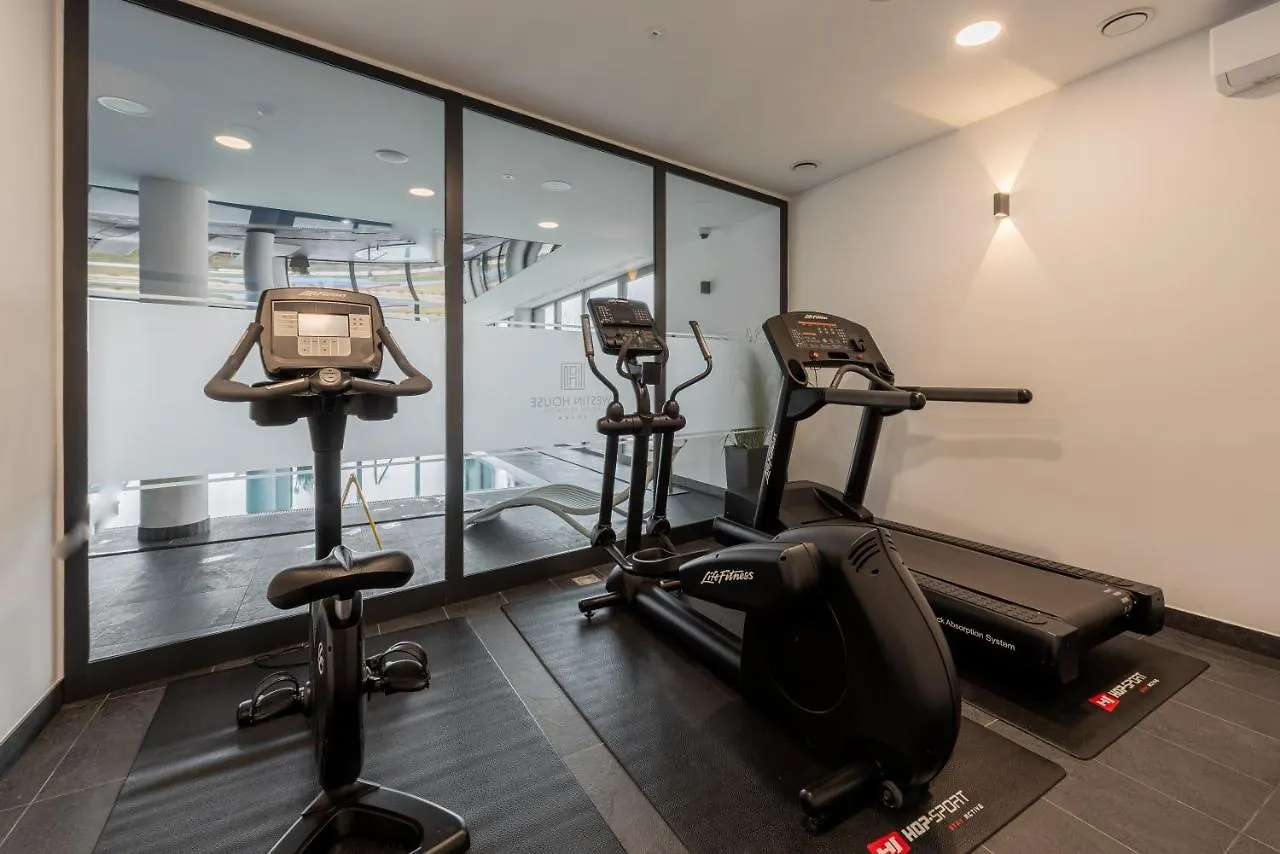 Daire Horyzont Apartamenty - Apartamenty Westin House Sauna, Basen I Silownia Kolobrzeg