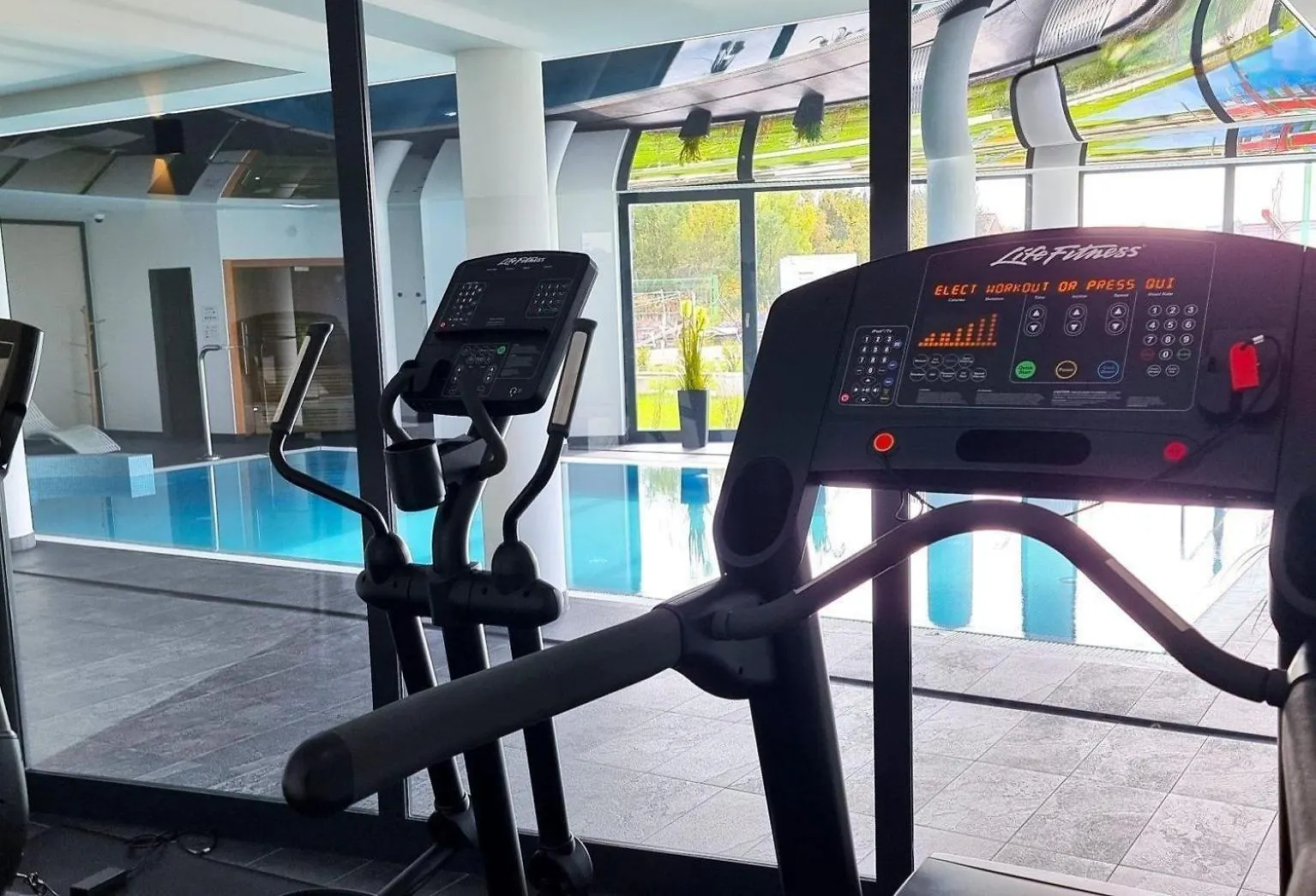 Daire Horyzont Apartamenty - Apartamenty Westin House Sauna, Basen I Silownia Kolobrzeg