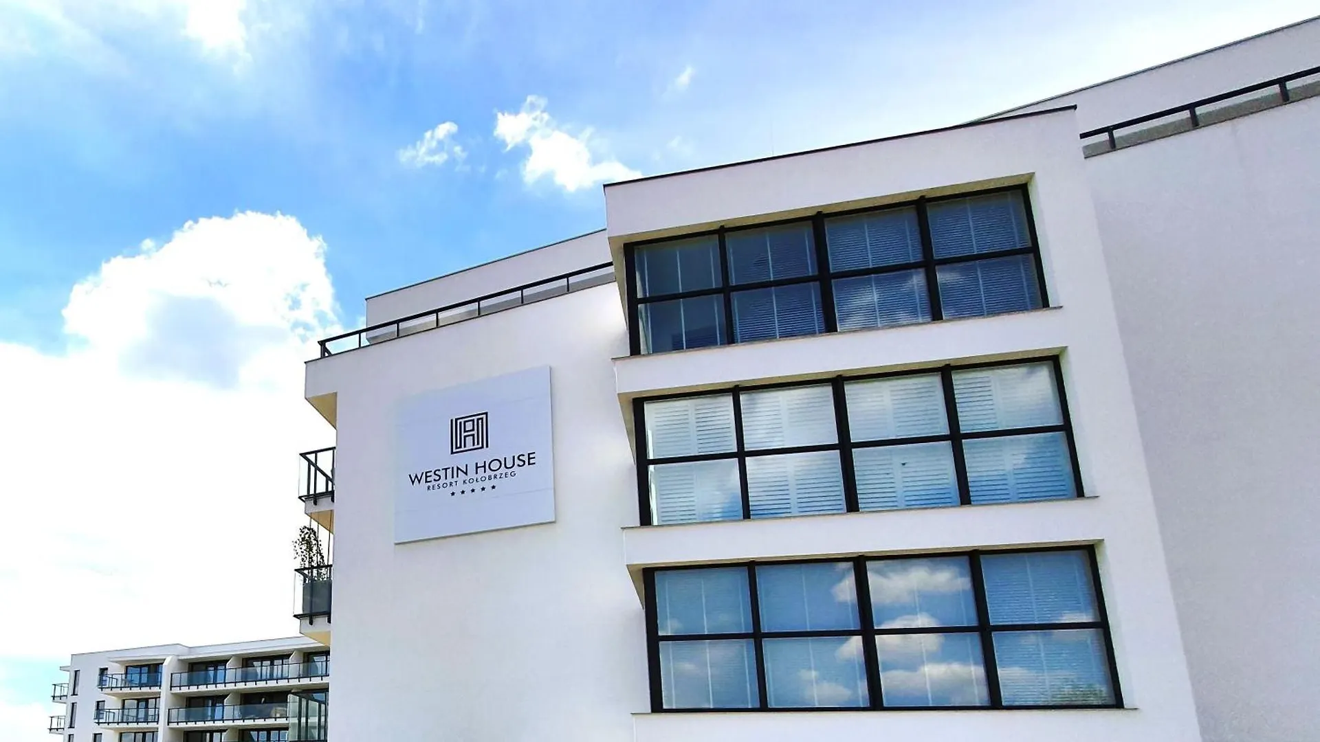 Horyzont Apartamenty - Apartamenty Westin House Sauna, Basen I Silownia Kolobrzeg 0*,  Polonya